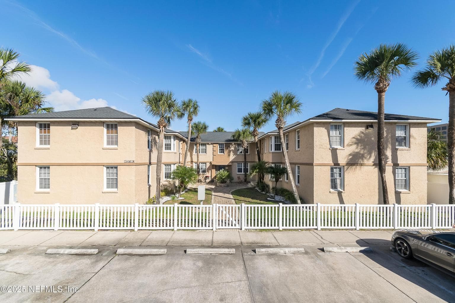 319 1ST Avenue N 2-E, Jacksonville Beach, FL 32250, Jacksonville Beach, FL - photo 1
