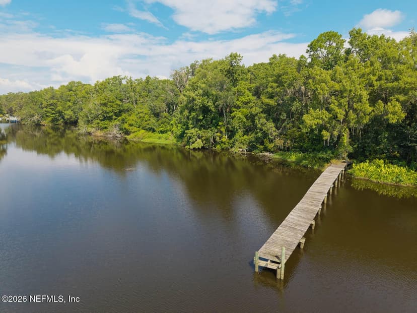 102 CEDAR CREEK Road, Palatka, FL 32177
