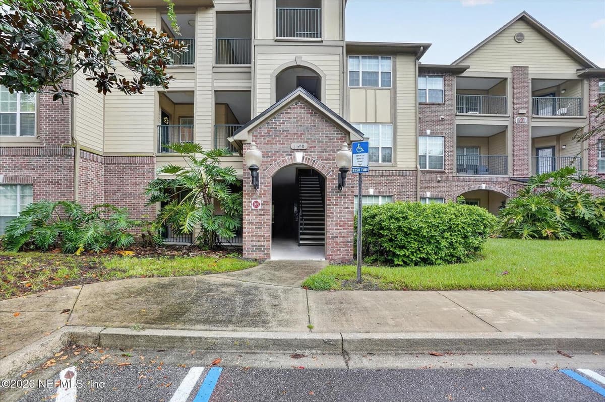 7800 POINT MEADOWS Drive 1521, Jacksonville, FL 32256, Jacksonville, FL - photo 2