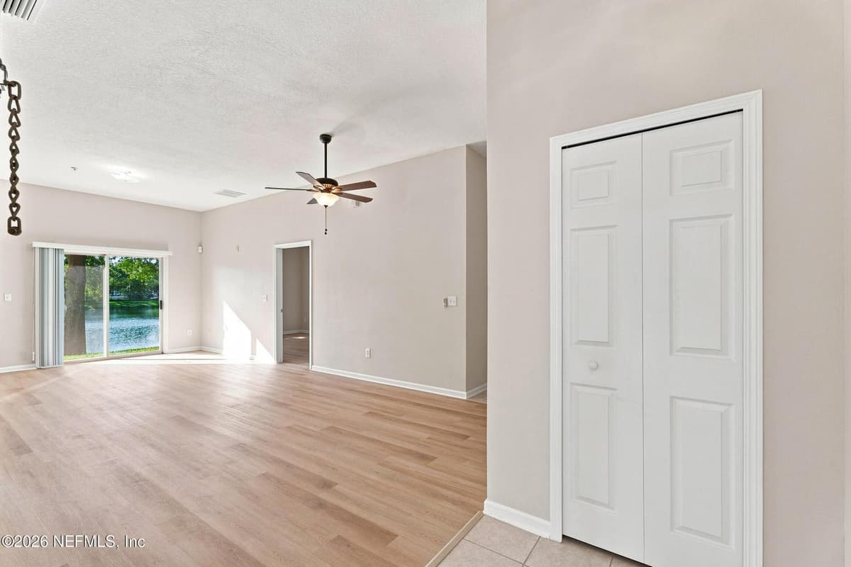 7059 DEER LODGE Circle 104, Jacksonville, FL 32256, Jacksonville, FL - photo 3