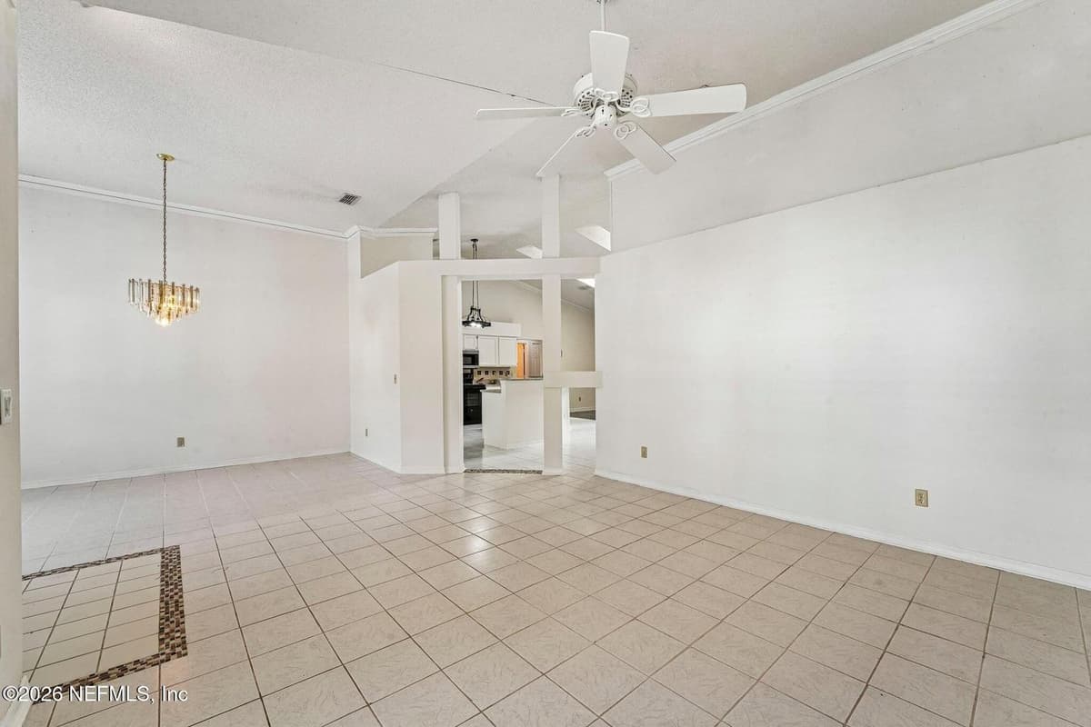 2163 ST MARTINS Drive W, Jacksonville, FL 32246, Jacksonville, FL - photo 2