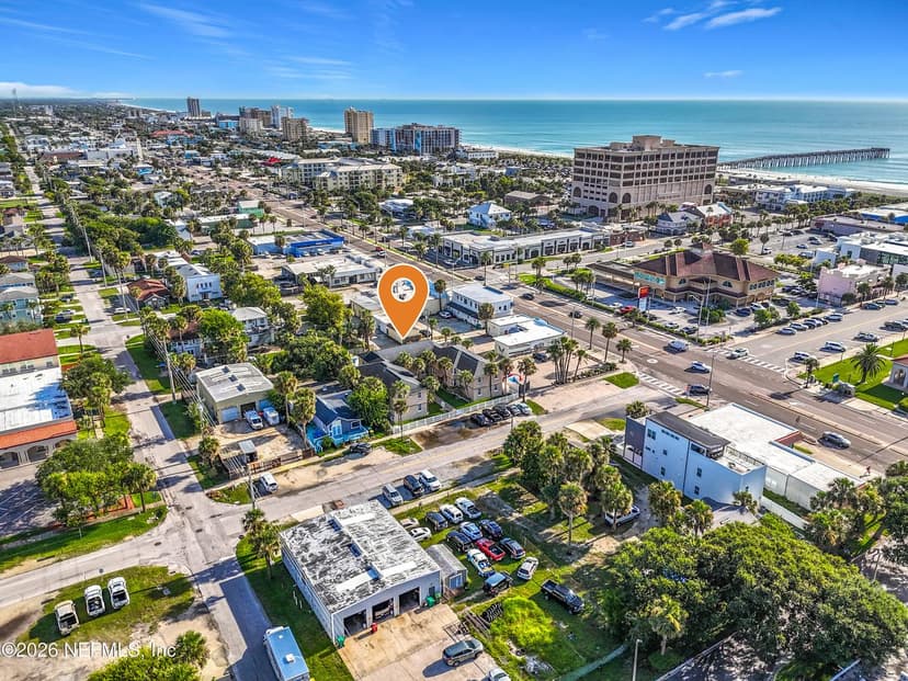 319 1ST Avenue 2-D, Jacksonville Beach, FL 32250