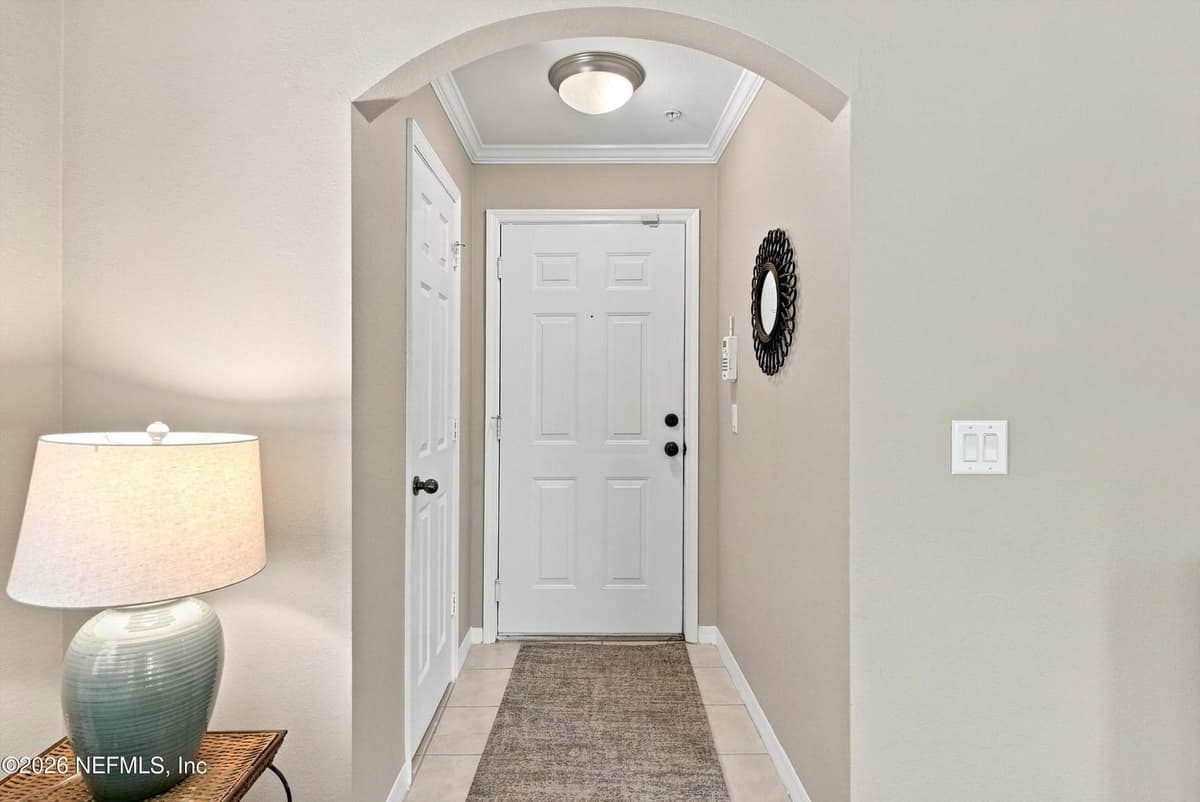 7800 POINT MEADOWS Drive 332, Jacksonville, FL 32256, Jacksonville, FL - photo 2