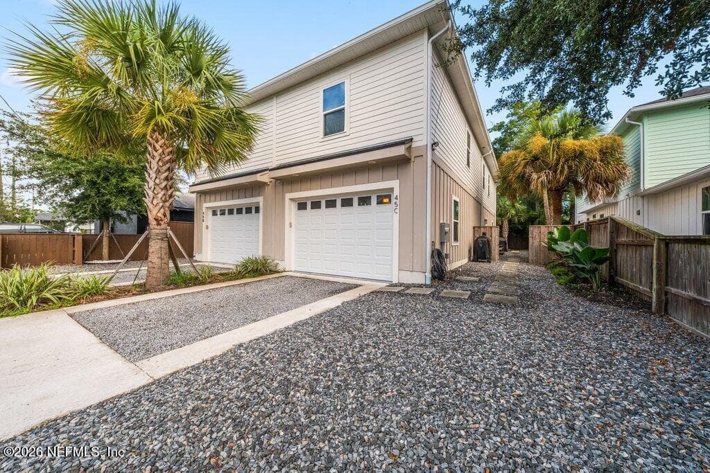45 DONNER Road C, Atlantic Beach, FL 32233